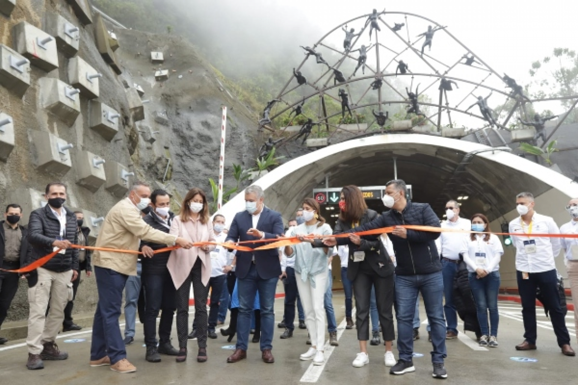 Túnel de la línea
